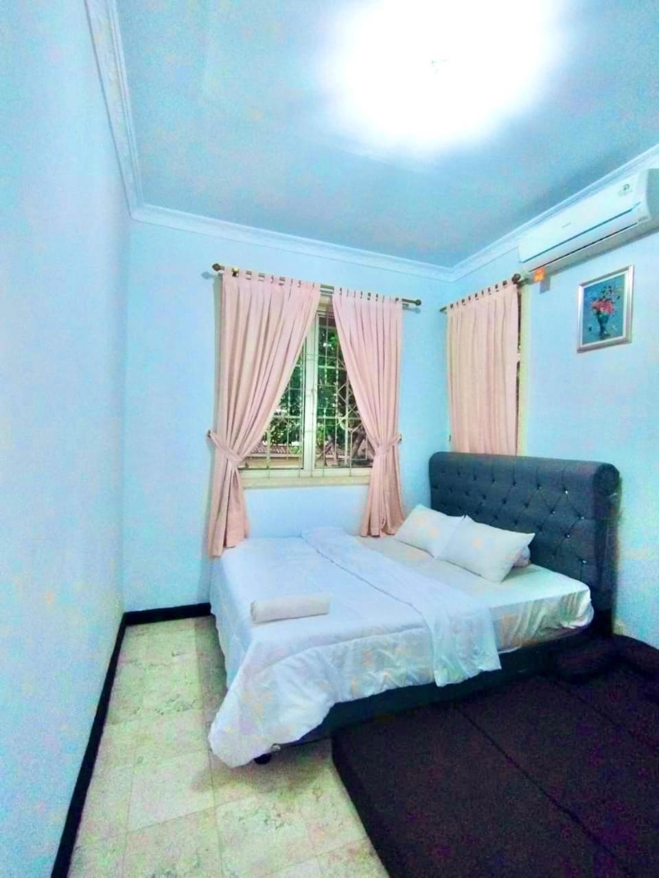 Vila Princess,Sentul 4Bedroom Dan Tenda Camping,Private Pool, Tenis Meja, Mini Billiard, Karaoke, Ayunan,Bbq, 08Satu3 80Satu6 4Satu5Satu Bogor Luaran gambar