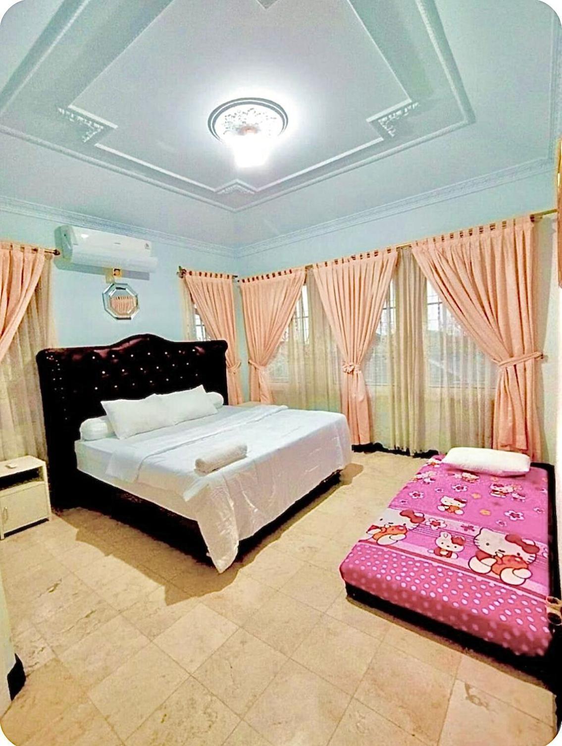 Vila Princess,Sentul 4Bedroom Dan Tenda Camping,Private Pool, Tenis Meja, Mini Billiard, Karaoke, Ayunan,Bbq, 08Satu3 80Satu6 4Satu5Satu Bogor Luaran gambar